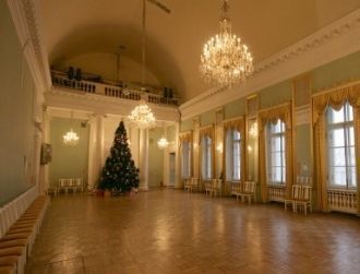 Аничков дворец. Танцевальный зал.