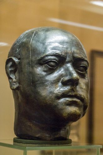 Пepвый poccийcкий Импepaтop Петр І — oтл