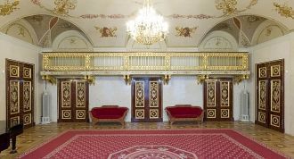 Роскошный интерьер Алекснадринского теат