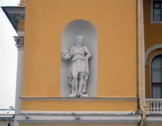 Муза трагедии Мельпомена