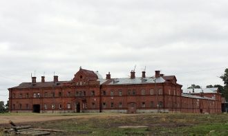 Работный и конюшенный дом. построен в 18