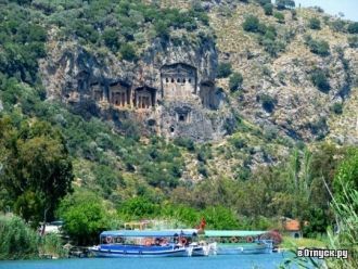 Известно, что Мармарис стоит там, где ра