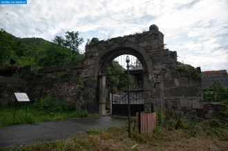 Ворота монастыря.