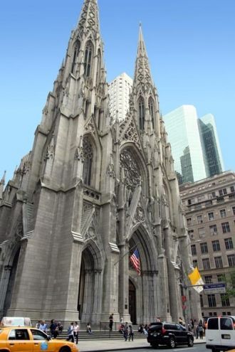 Первоначально земля под будущим собором 