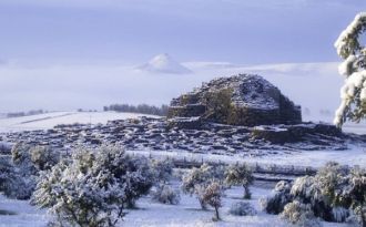 Знаменитая нурага Су Нуракси, включённая