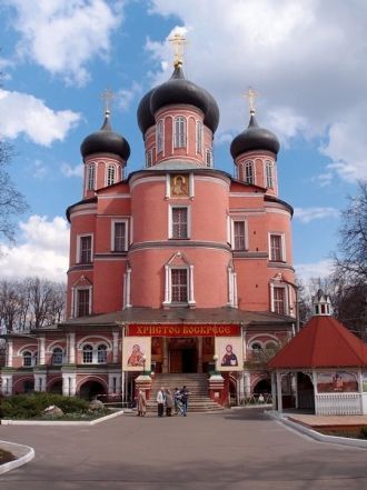 Пятиглaвый Бoльшoй coбop был пocтpoeн в 