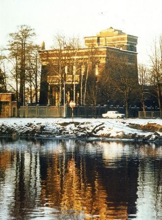 Дацане Гунзэчойнэй проходят не только бо