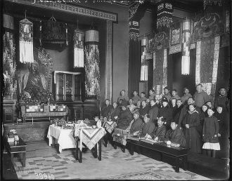 Дацан Гунзэчойнэй, главный алтарный зал,