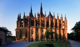 Этот великолепный собор включён в список