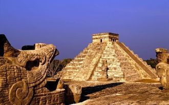 Пирамида Кукулькана, Чичен-Ица.