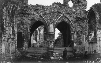 Во время II мировой войны развалины церк