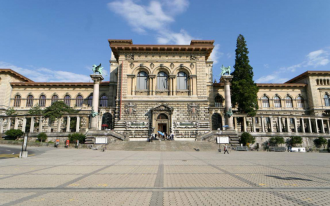 Дворец Рюминых был построен в 1906 году 