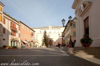 Папы римский Пий XII (1958) и Павел VI (