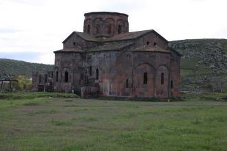 Кафедральный собор расположен в северной
