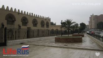 Именно здесь находится захоронение сына 