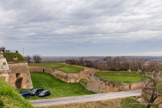 Крепость Петроварадин. С внешней, сухопу