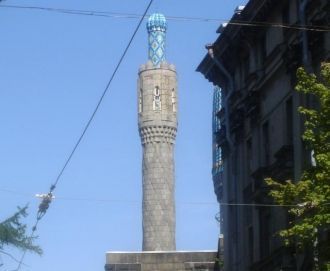 Соборная мечеть.Один из минаретов.