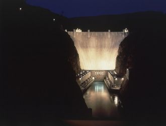 Ночной снимок плотины Гувера, 1983 год. 