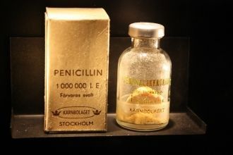 Пенициллин, изобретенный шотландцем Алек