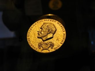 Медаль, вручаемая Банком Швеции за дости