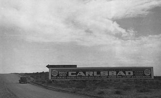 Реклама Карлсбадских пещер. Слева — «фор