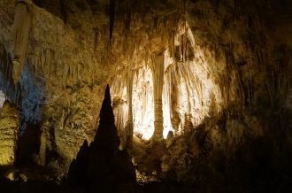 Здесь ничего лишнего — простейшие цвета,