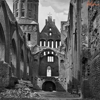 Руины Кафедрального собора.