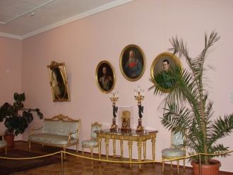 Два помещения Екатерининского дворца, в 