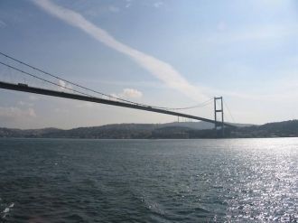 Общая длина 1560 (длина главного пролёта