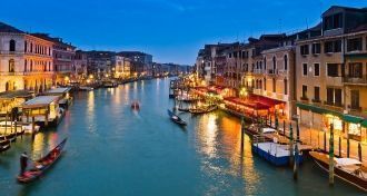 Гранд Канал в Венеции образует один из к