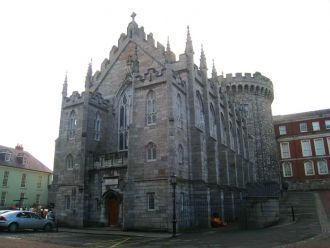 Дублинский замок расположен в центрально