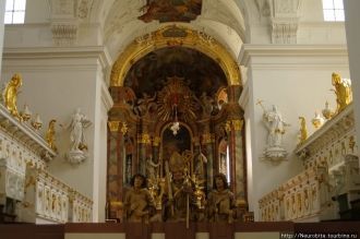 Боковые нефы Кафедрального собора в стил