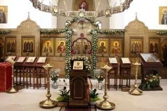 Церковь состоит из двух приделов - верхн