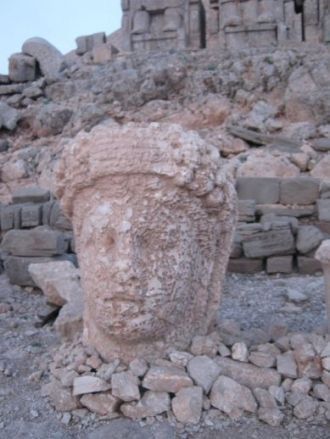 Тихе – богиня судьбы.