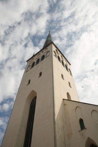 На рубеже XVI века высота главной башни 
