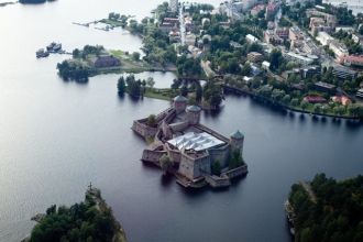 Крепость Олавинлинна расположена в Финля