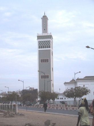 В настоящее время Дакарская соборная меч