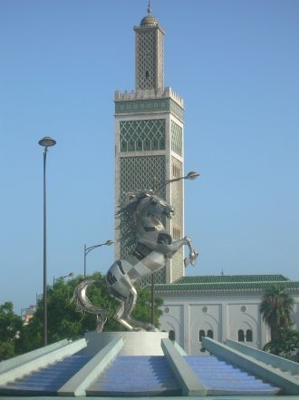 Сооружению Дакарской соборной мечети в з