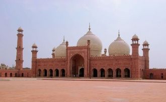 Мечеть в Лахоре стала последним достижен