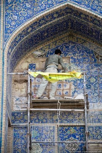 Реставрационные работы в мечети Имама