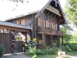 Дом в колонии Александровка
