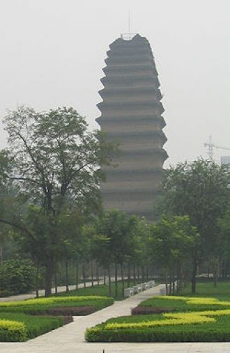 Пагода Малого Гуся (Xiao Yan Ta) располо