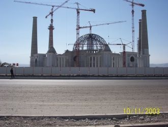 Мечеть во время строительства. 10.11.200