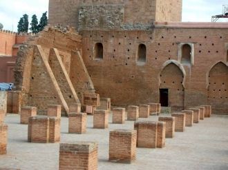 У Аль-Кутубии есть несколько легенд, соп