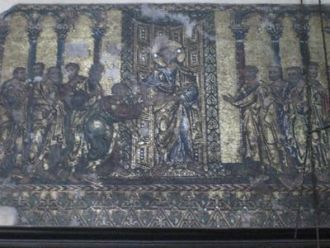 Мозаика XII века, сохранившаяся на стена