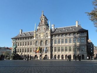 Антверпенская ратуша