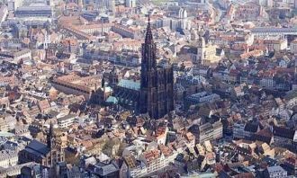 Вид с высоты на город Страсбург