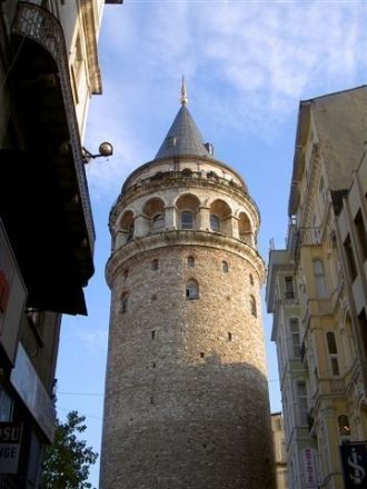 В 17 веке Галатская башня была переимено