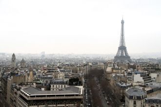 Вид на Париж со смотровой площадки Арки