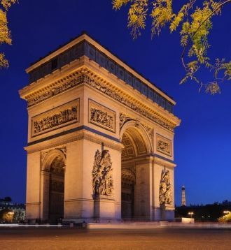 Триумфальная арка в Париже — самая больш
